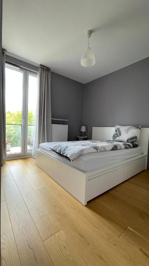 Apartamenty Warszawa Centrum Wlodarzewska 30 Luaran gambar