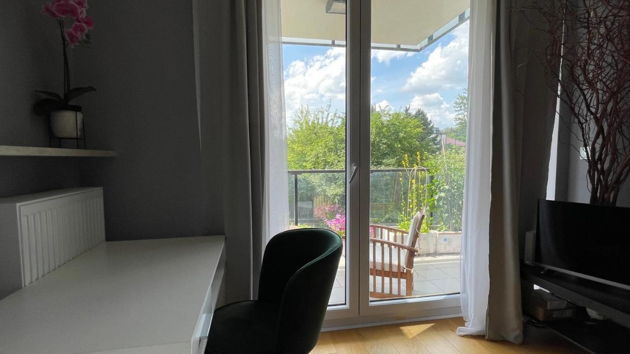 Apartamenty Warszawa Centrum Wlodarzewska 30 Luaran gambar