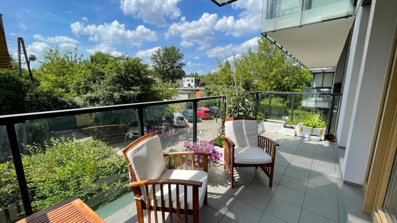 Apartamenty Warszawa Centrum Wlodarzewska 30 Luaran gambar